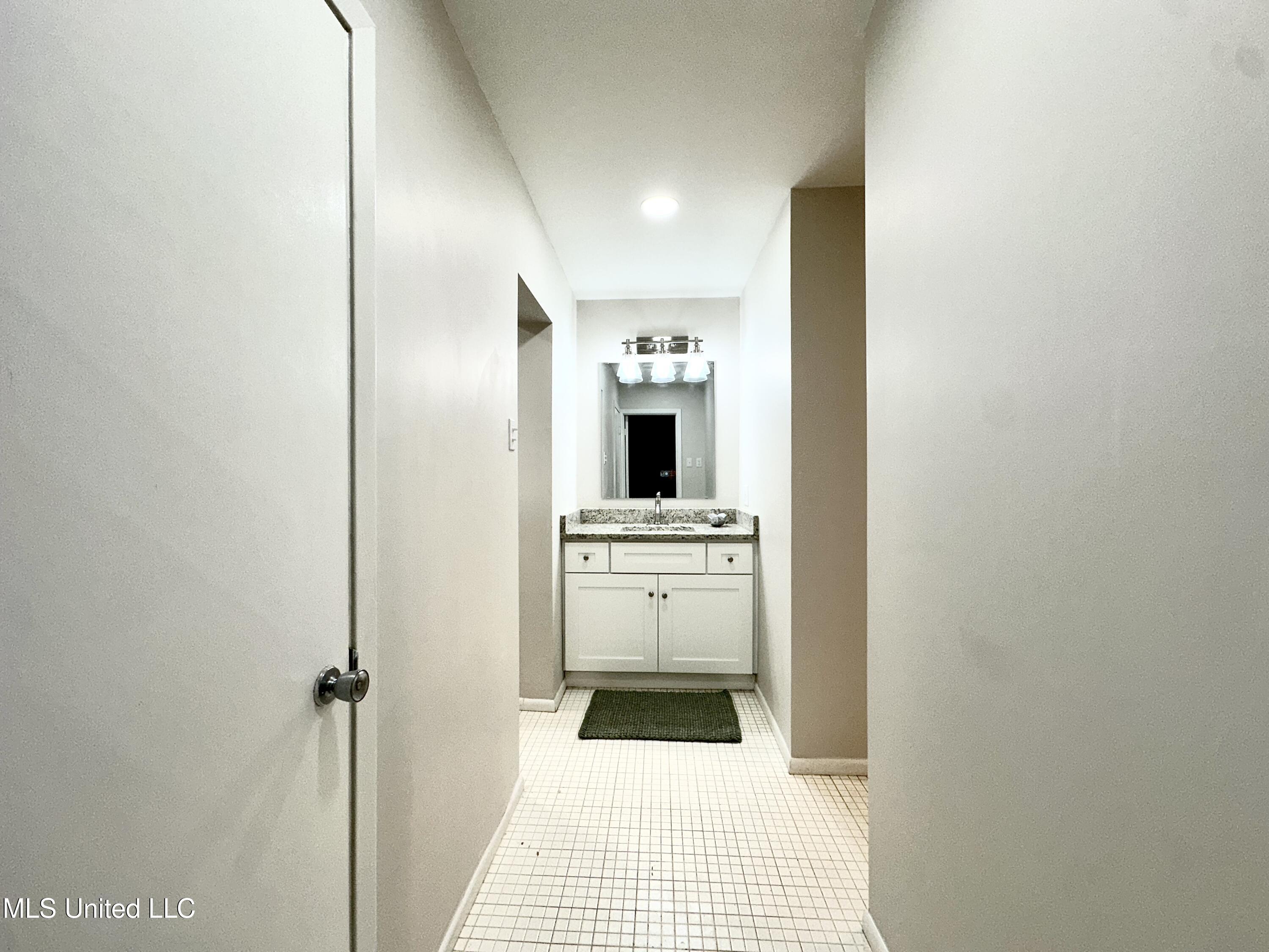 200 Robb Street Summit, MS 39666 - Photo 14 of 34 IMG_8015