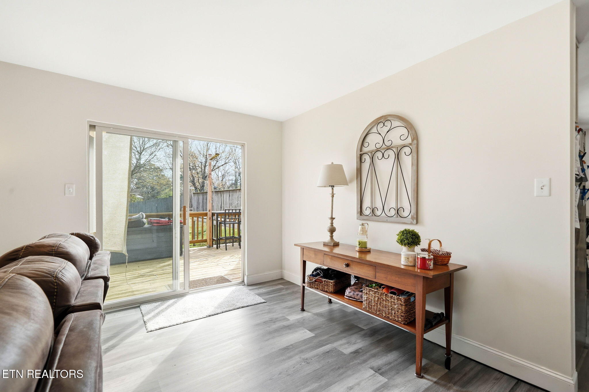 2012 Canby Hills Road Knoxville, TN 37923 - Photo 12 of 30 27-web-or-mls-2012 Canby Hills Road-4