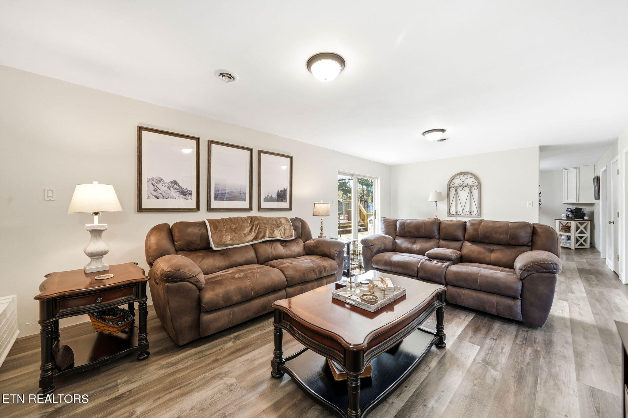2012 Canby Hills Road Knoxville, TN 37923 - Photo 15 of 30 30-web-or-mls-2012 Canby Hills Road-7