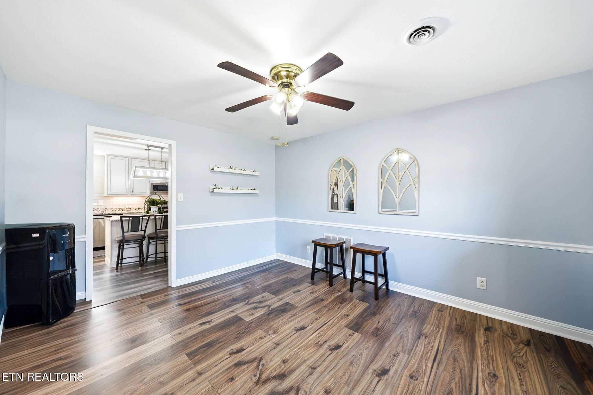 2012 Canby Hills Road Knoxville, TN 37923 - Photo 10 of 30 7-web-or-mls-2012 Canby Hills Road-15