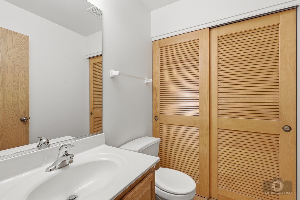 1849 North Wentworth Circle Romeoville, IL 60446 - Photo 7 of 19