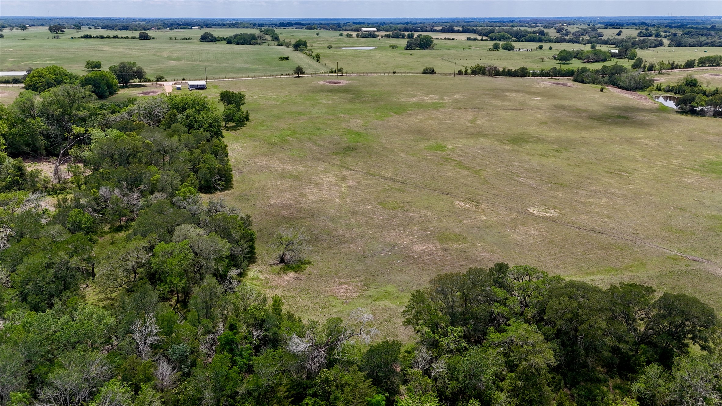 1070 Muehr Road Weimar, TX 78962 - Photo 11 of 40