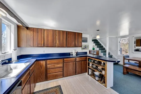 $2,492,000 | 232 Robbins Hill Road, Brewster, MA 02631