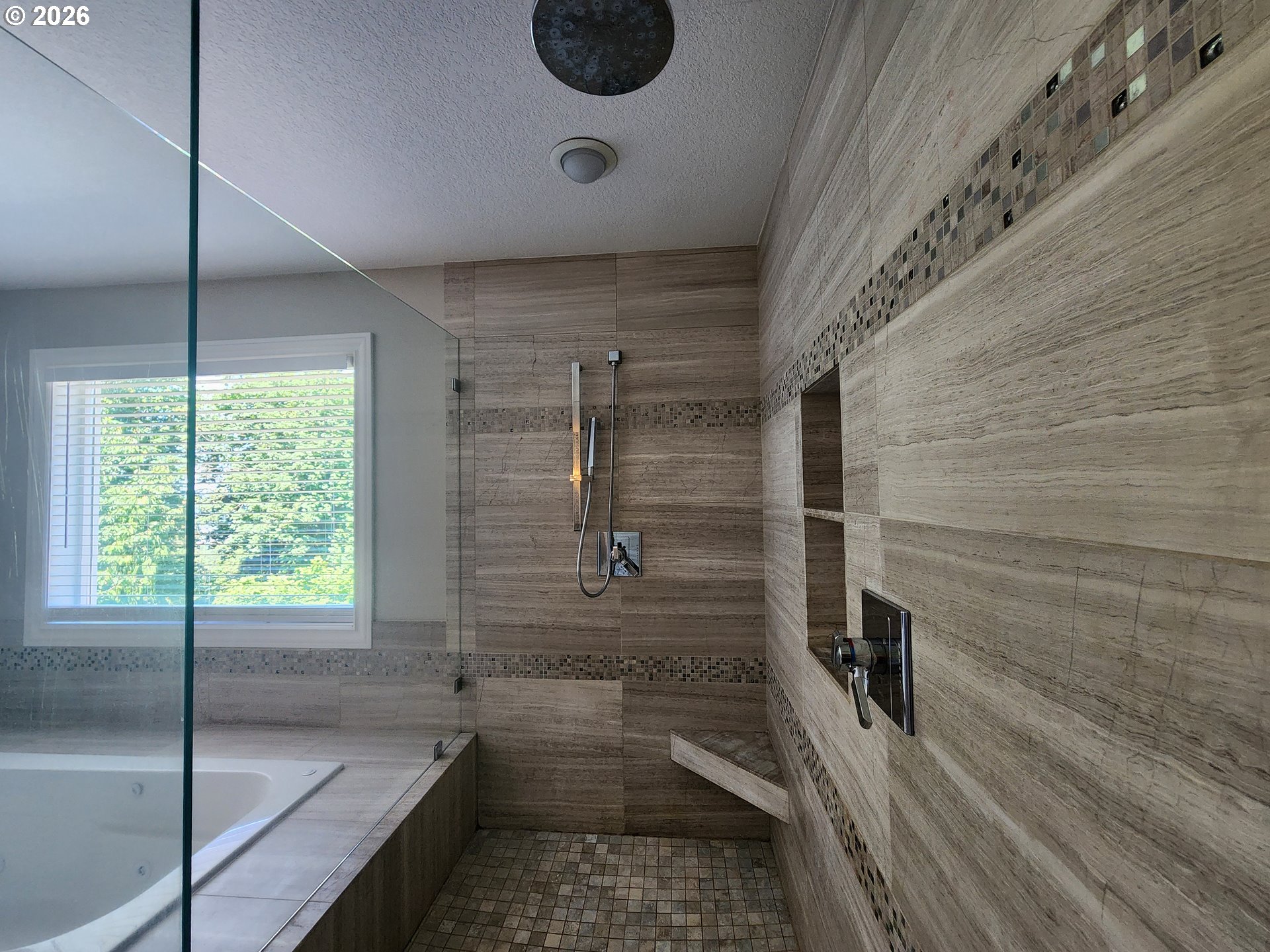 11376 Southeast Highland Loop Clackamas, OR 97015 - Photo 28 of 38