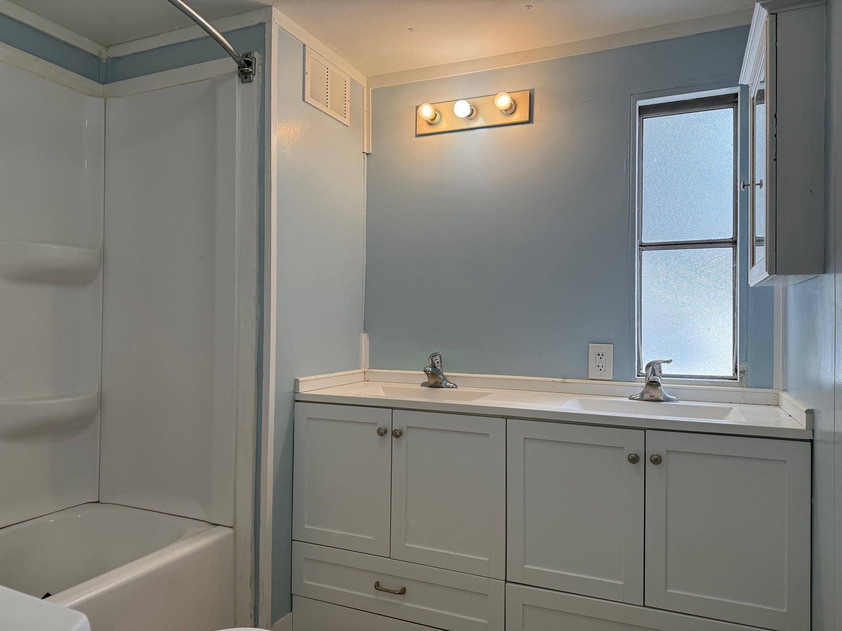 33 Rhodeside Acres Georgia, VT 05468 - Photo 24 of 37