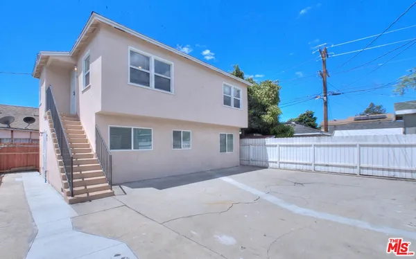 $2,500 | 2820 Liberty Boulevard, Unit C, South Gate, CA 90280