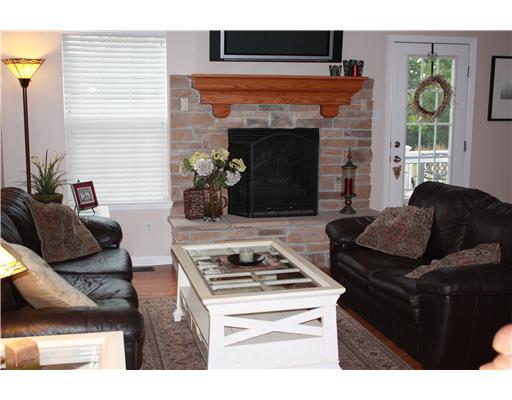 225 Maple Ridge Drive Canonsburg, PA 15317 - Photo 2 of 15 Family Room.