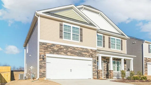 $421,990 | 1375 Lansdowne Drive, Mebane, NC 27302