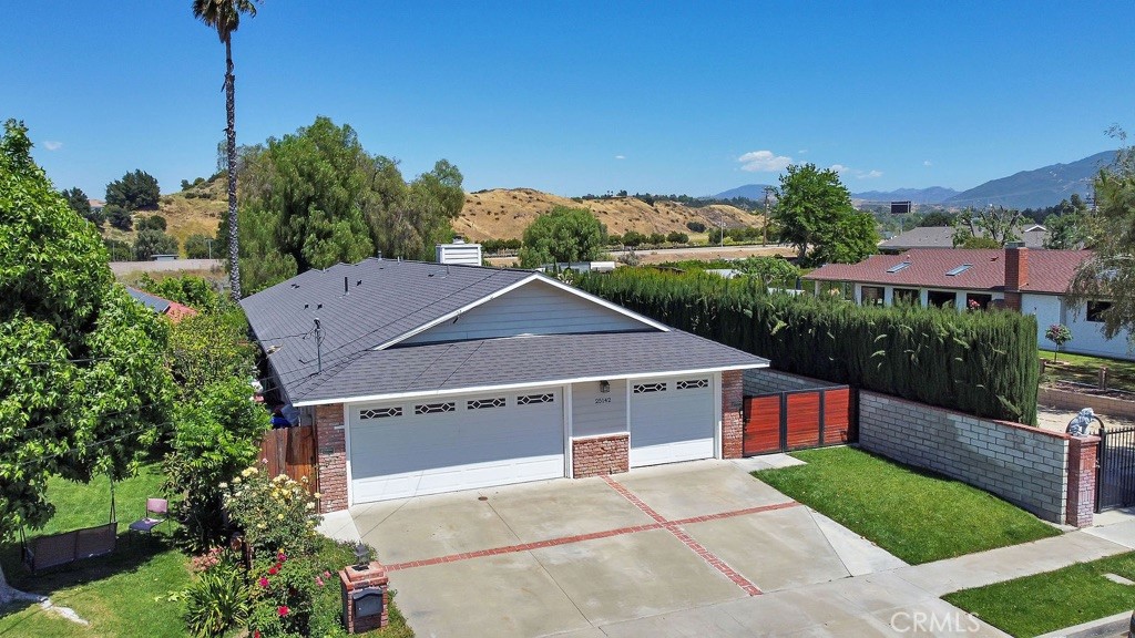 25142 Walnut Street Newhall, CA 91321 - Photo 1 of 1 Aerial Property view