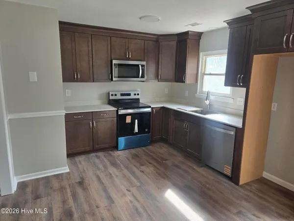 $1,695 | 1531 Belgrade-Swansboro Road, Maysville, NC 28555