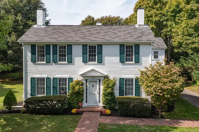 $2,950,000 | 188 Oceanview Avenue, Cotuit, MA 02635