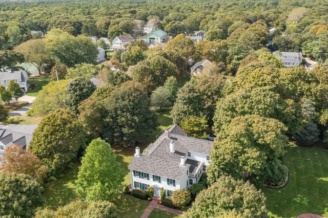 $2,950,000 | 188 Oceanview Avenue, Cotuit, MA 02635