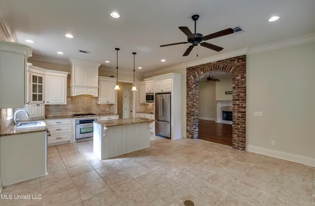 $479,900 | 104 Hawks Nest Cove, Madison, MS 39110