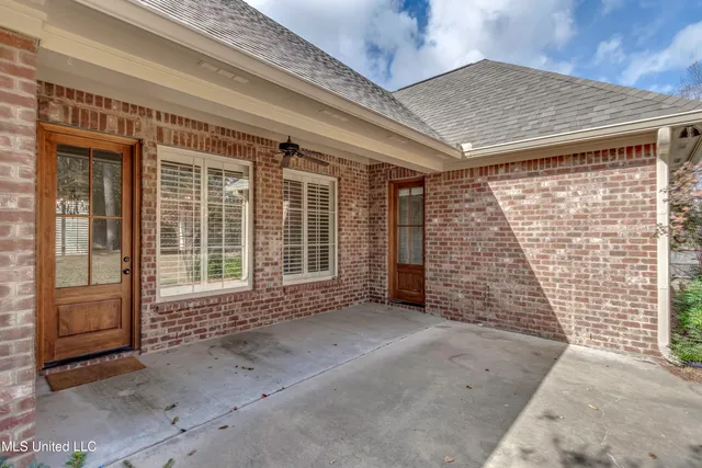 $479,900 | 104 Hawks Nest Cove, Madison, MS 39110