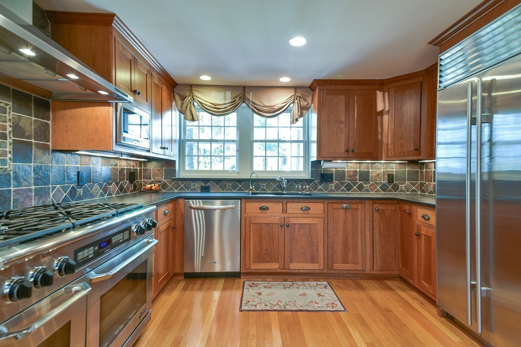 41 Ridge Avenue Natick, MA 01760 - Photo 6 of 30 Gallery Image 6