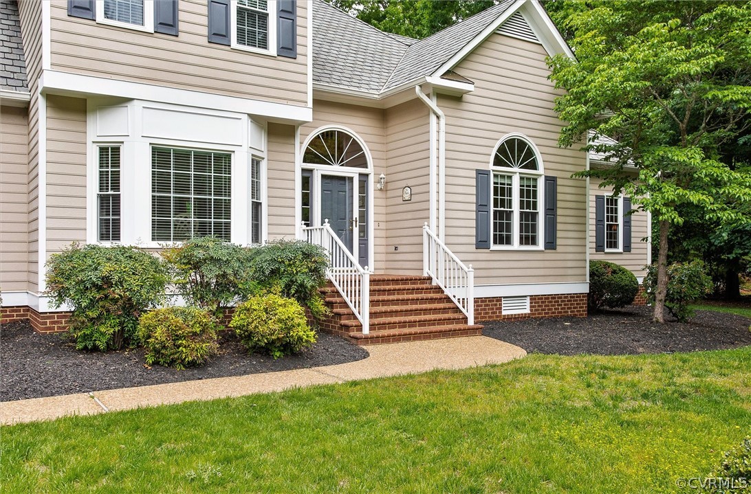 14200 Leafield Drive Midlothian, VA 23113 - Photo 4 of 48 a view of a house with a yard and sitting area