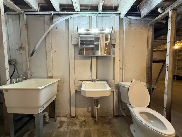 $149,900 | 3725 Alpine Drive, Lansing, MI 48911