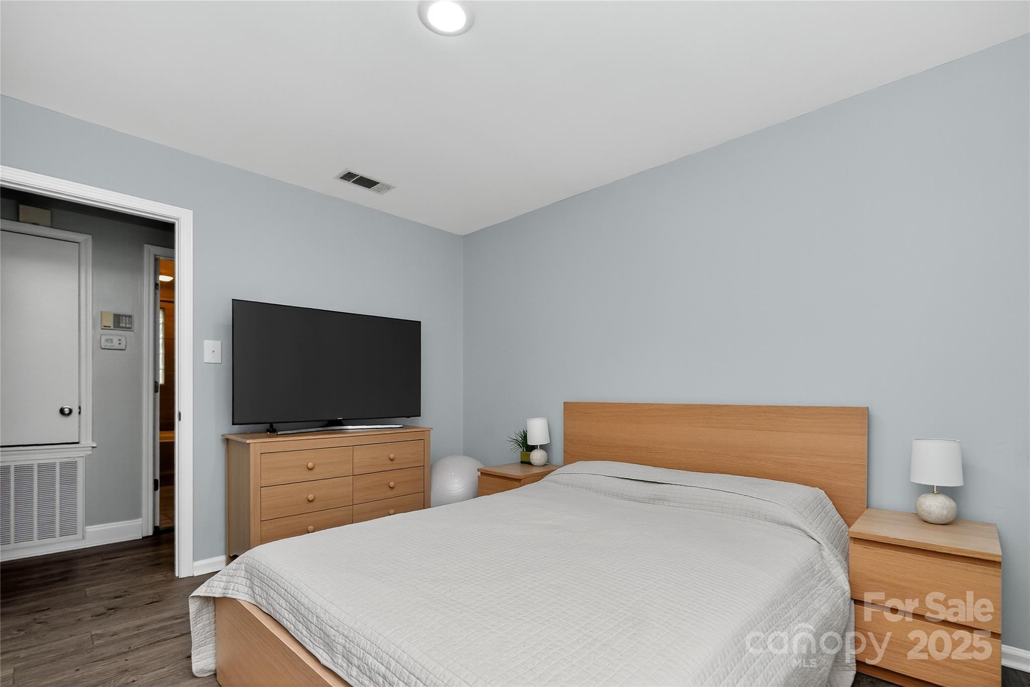 324 Clearbrook Road Matthews, NC 28105 - Photo 13 of 19 Gallery Image 13