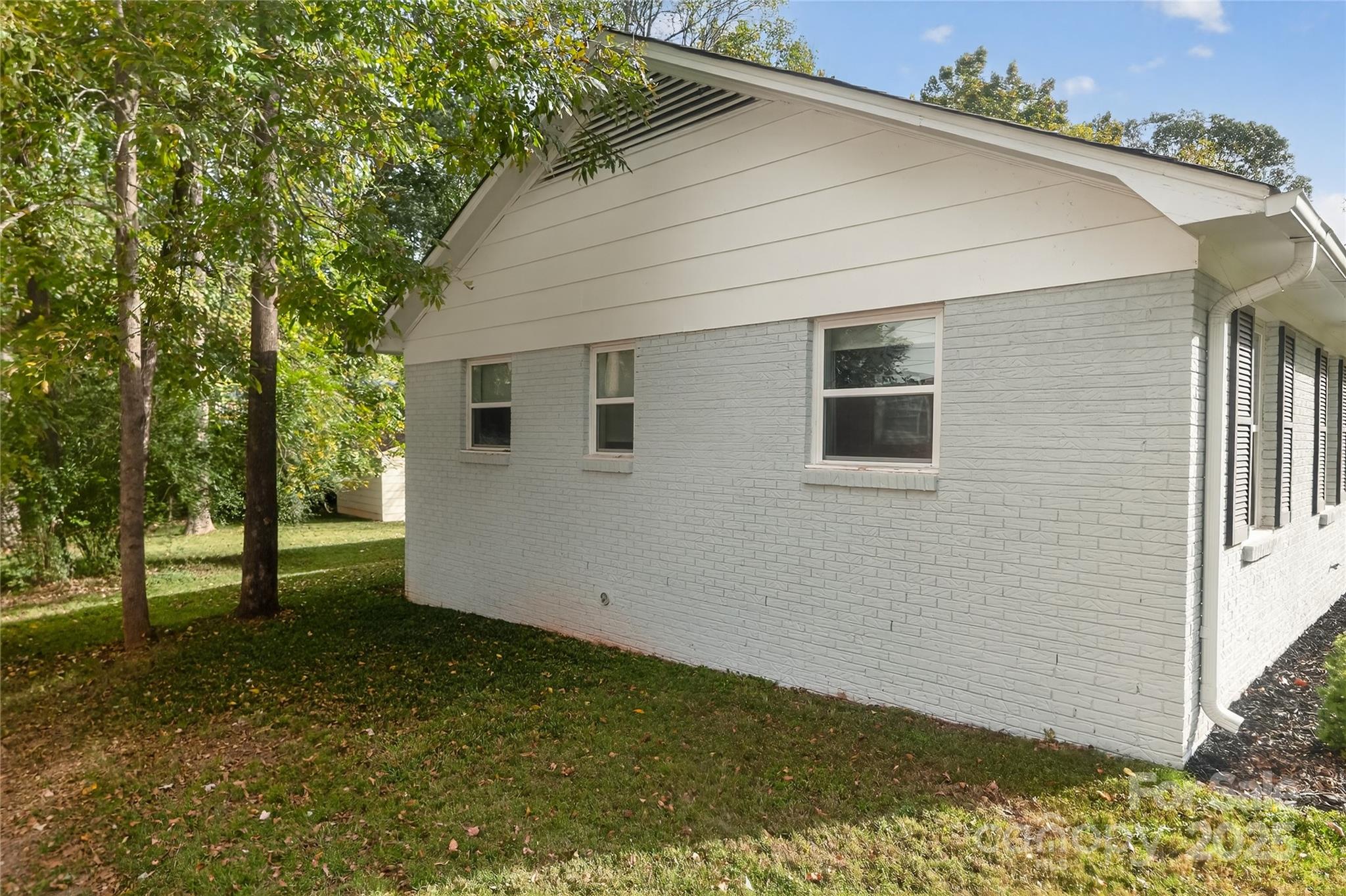 324 Clearbrook Road Matthews, NC 28105 - Photo 18 of 19 Gallery Image 18