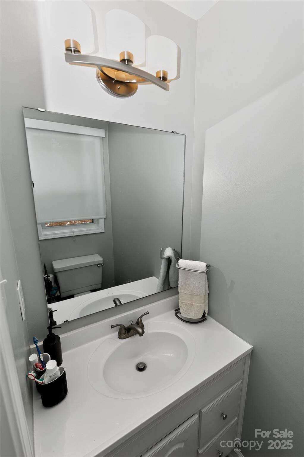 324 Clearbrook Road Matthews, NC 28105 - Photo 9 of 19 Gallery Image 9
