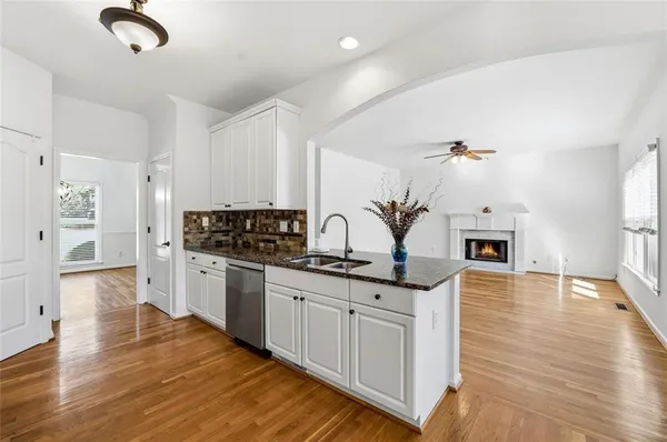 $690,000 | 3612 Brookefall Court, Suwanee, GA 30024