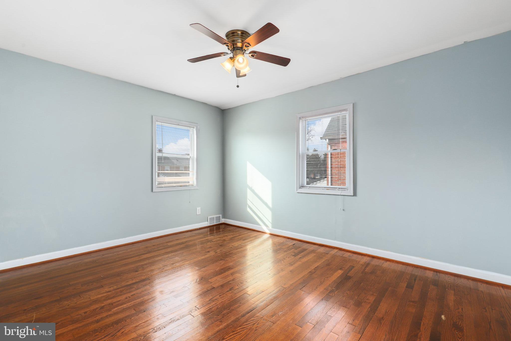 1548 Stonewood Road Baltimore, MD 21239 - Photo 21 of 32