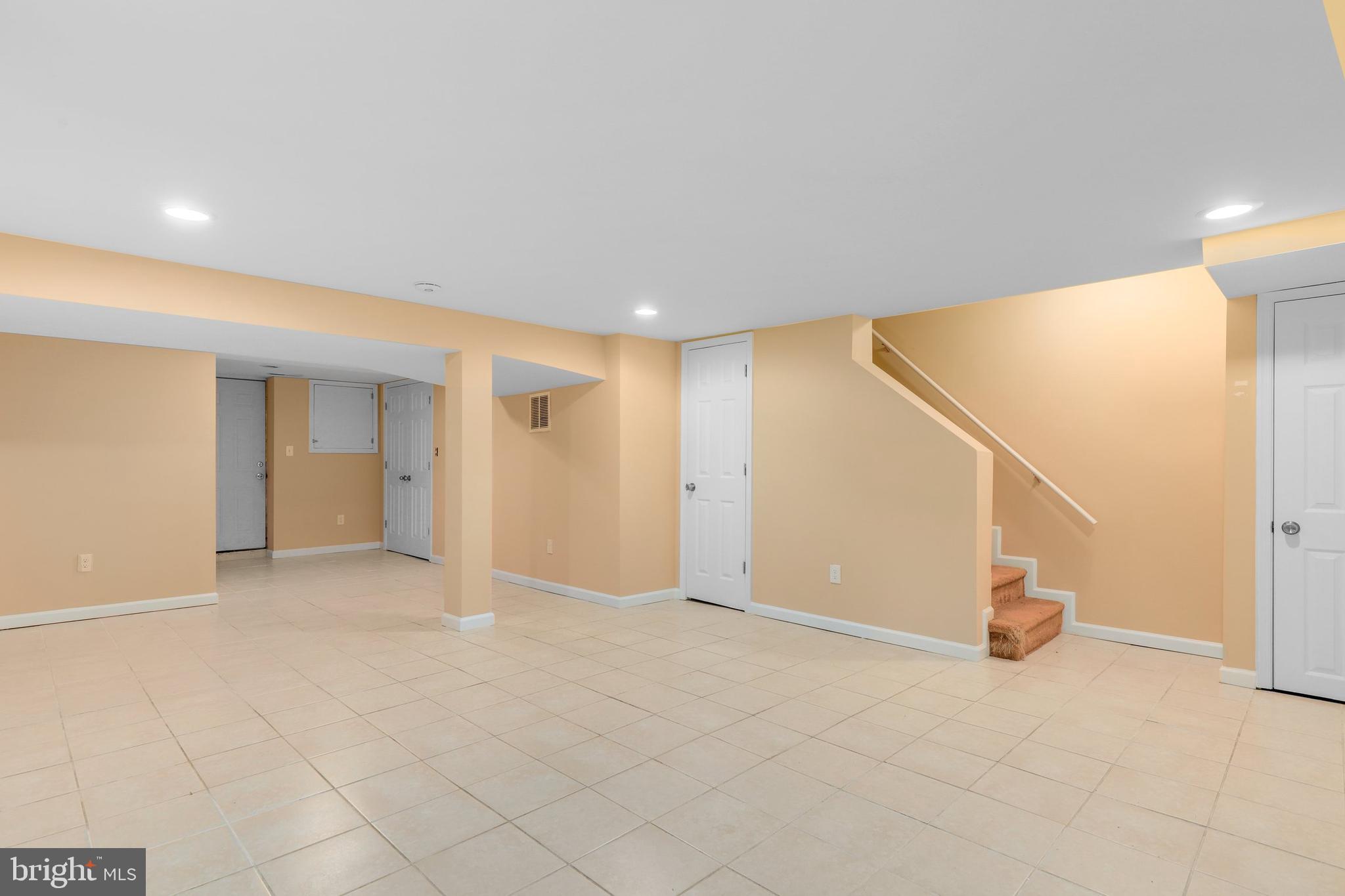 1548 Stonewood Road Baltimore, MD 21239 - Photo 23 of 32