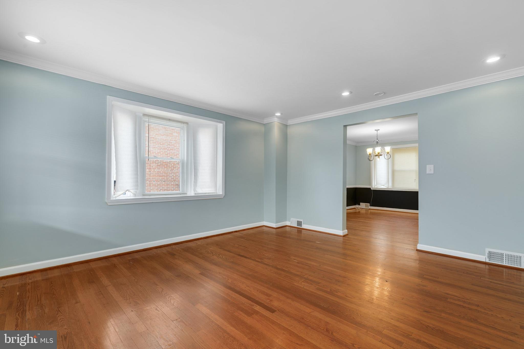 1548 Stonewood Road Baltimore, MD 21239 - Photo 6 of 32