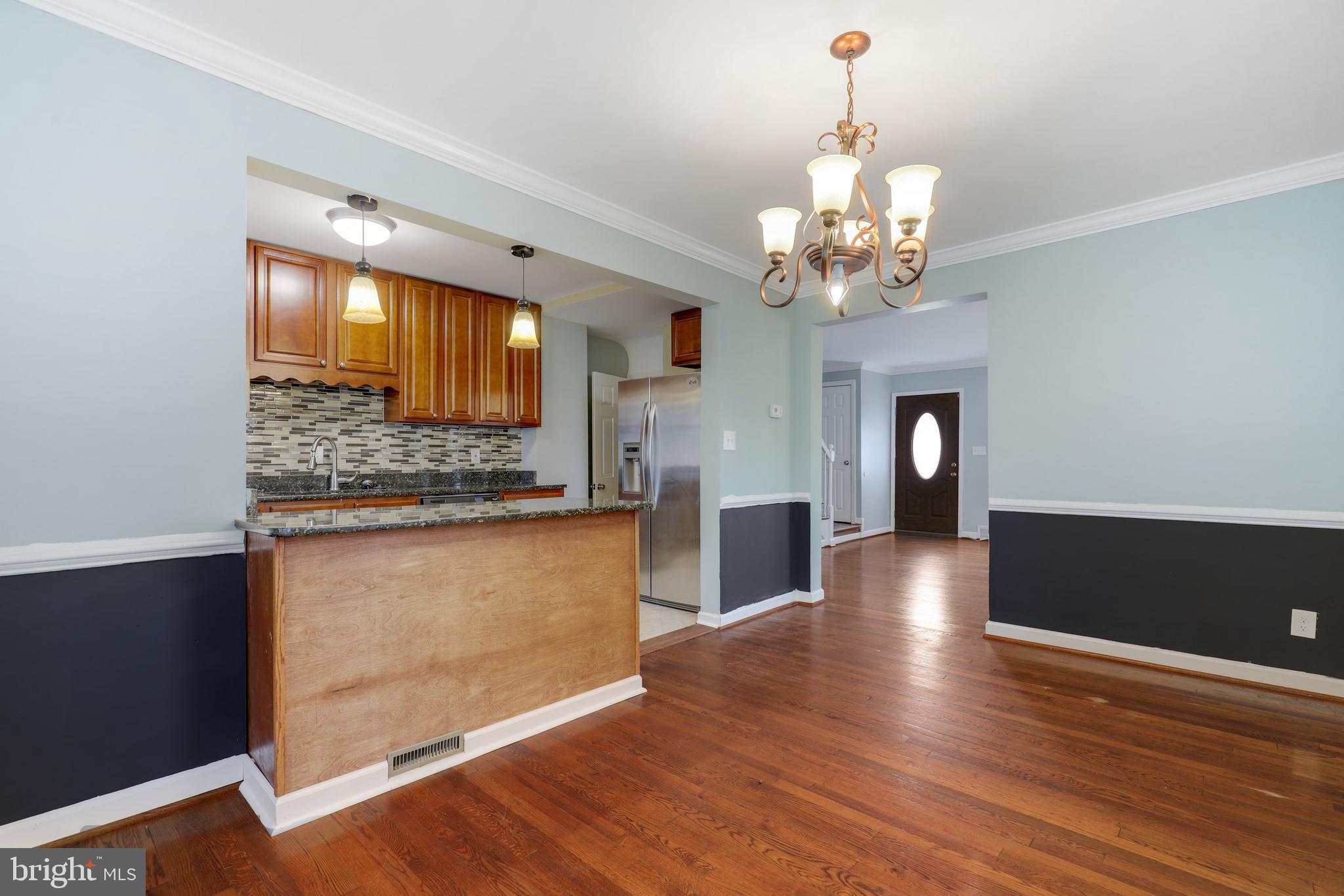 1548 Stonewood Road Baltimore, MD 21239 - Photo 7 of 32