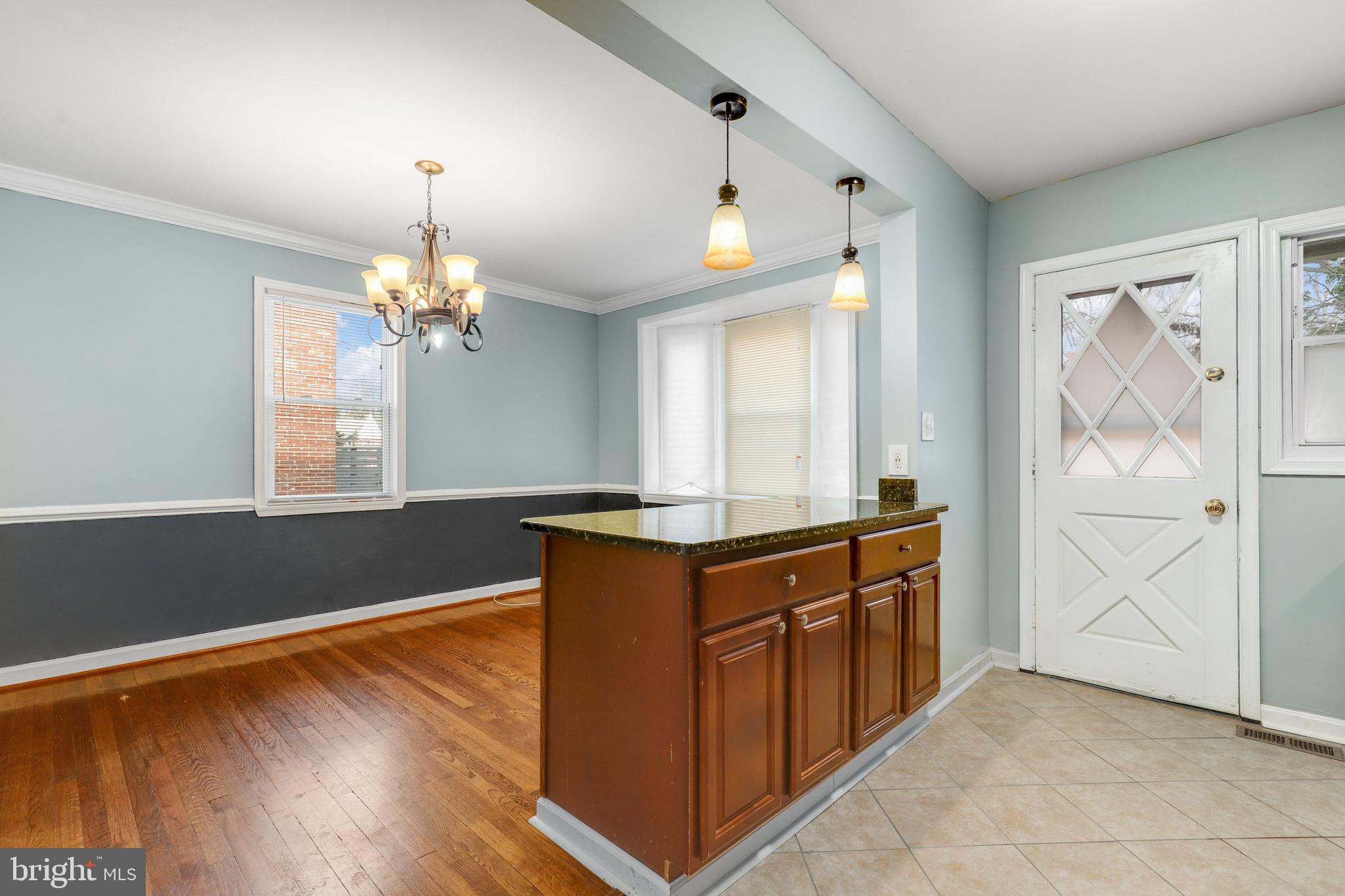 1548 Stonewood Road Baltimore, MD 21239 - Photo 10 of 32