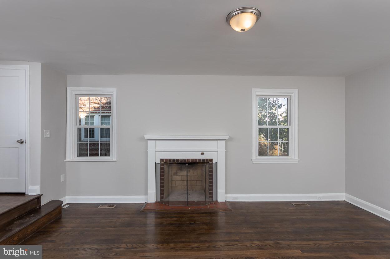 5318 Plymouth Road Baltimore, MD 21214 - Photo 14 of 50 Soft Paint Pallet