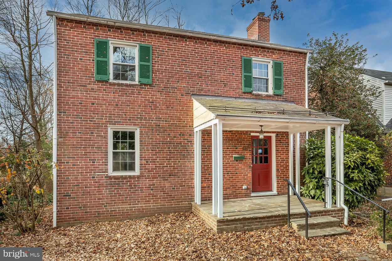Quaint Covered Flagstone Front Porch