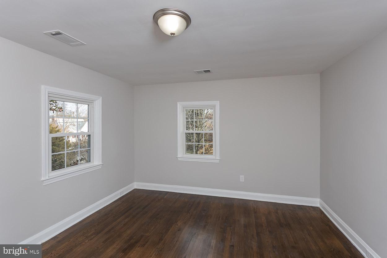 5318 Plymouth Road Baltimore, MD 21214 - Photo 37 of 50 Bedroom 2