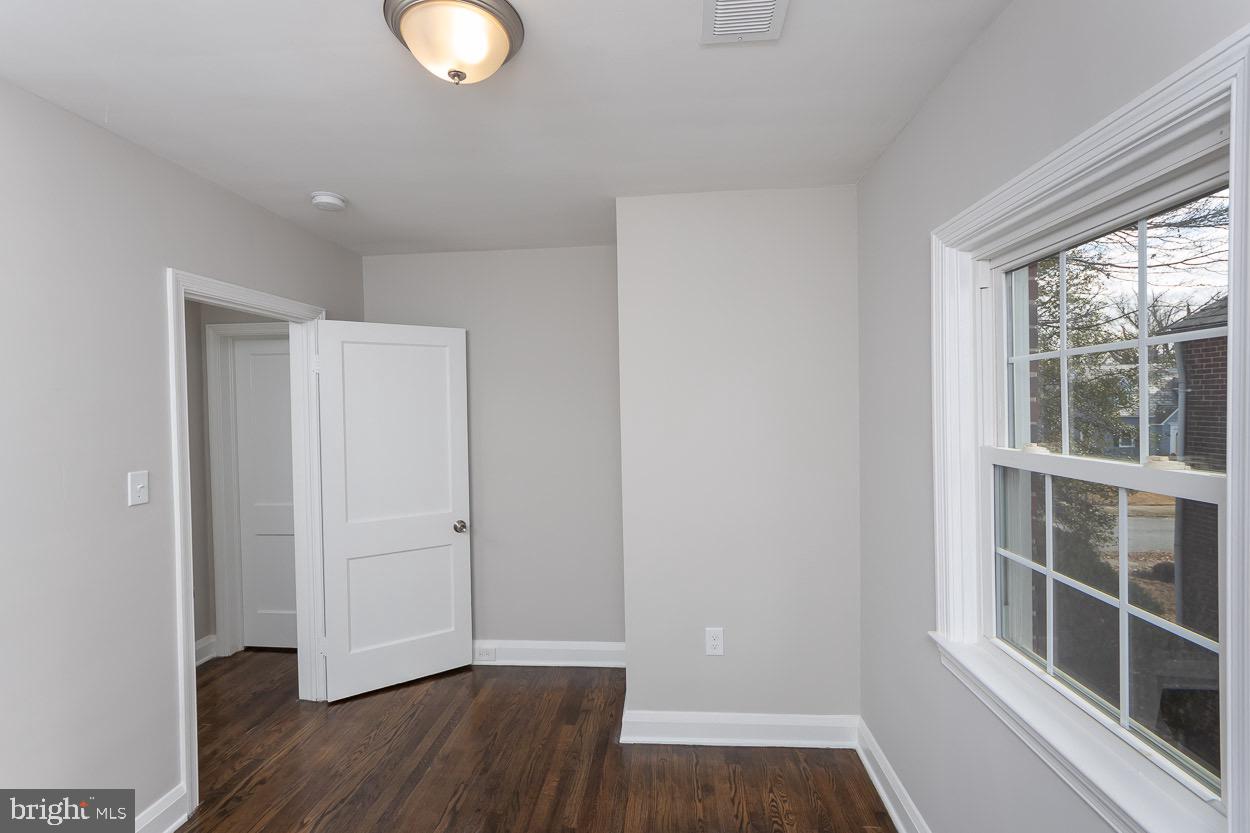 5318 Plymouth Road Baltimore, MD 21214 - Photo 40 of 50 Bedroom 3