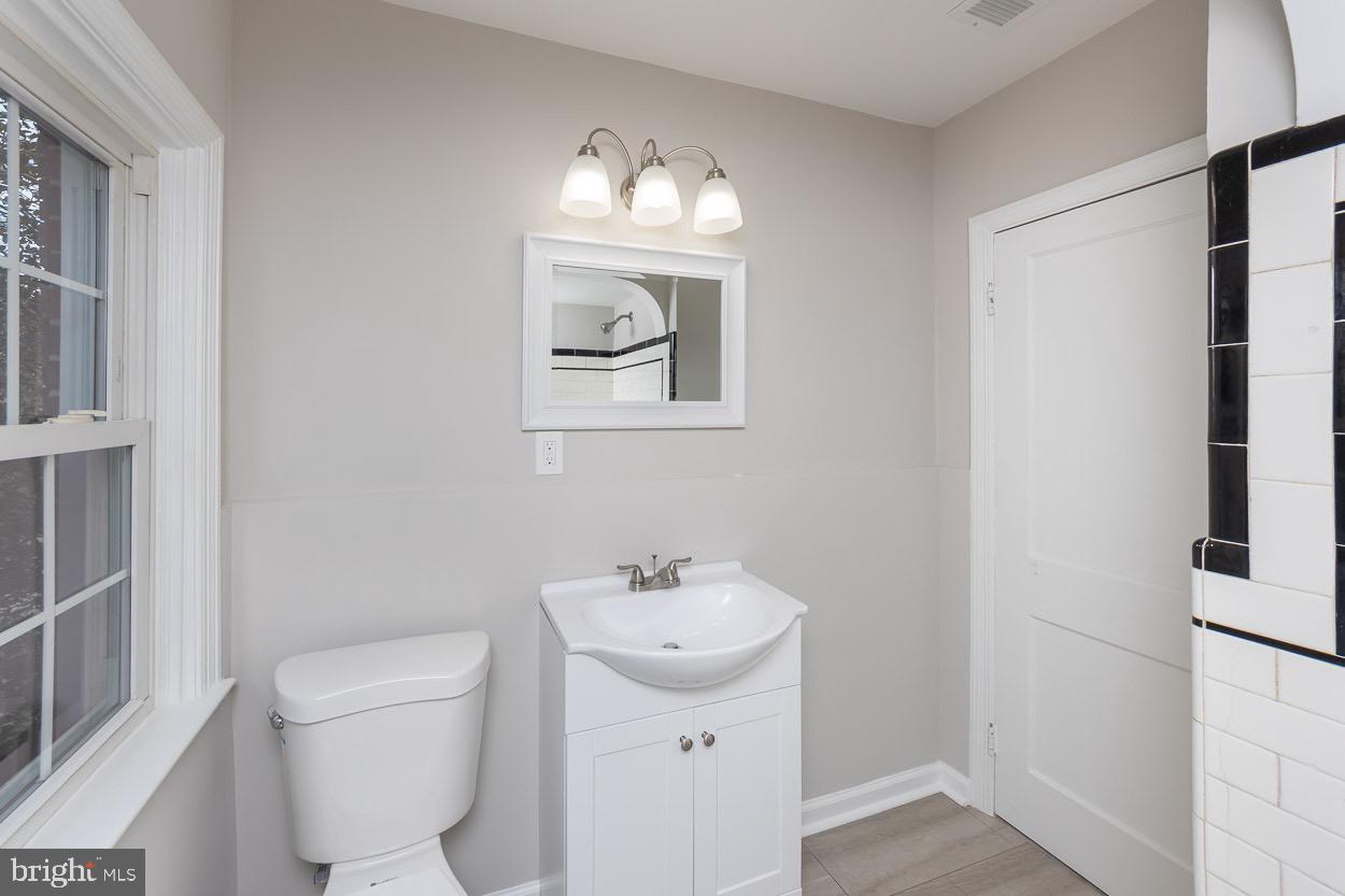 5318 Plymouth Road Baltimore, MD 21214 - Photo 42 of 50 Chic Vanity and Fixtures
