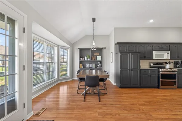 $338,000 | 417 East College Street, Odessa, MO 64076