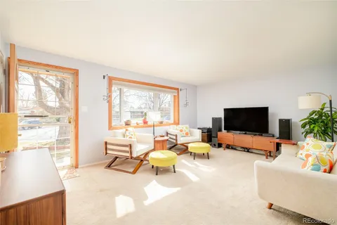 $549,000 | 973 South Holland Street, Lakewood, CO 80226