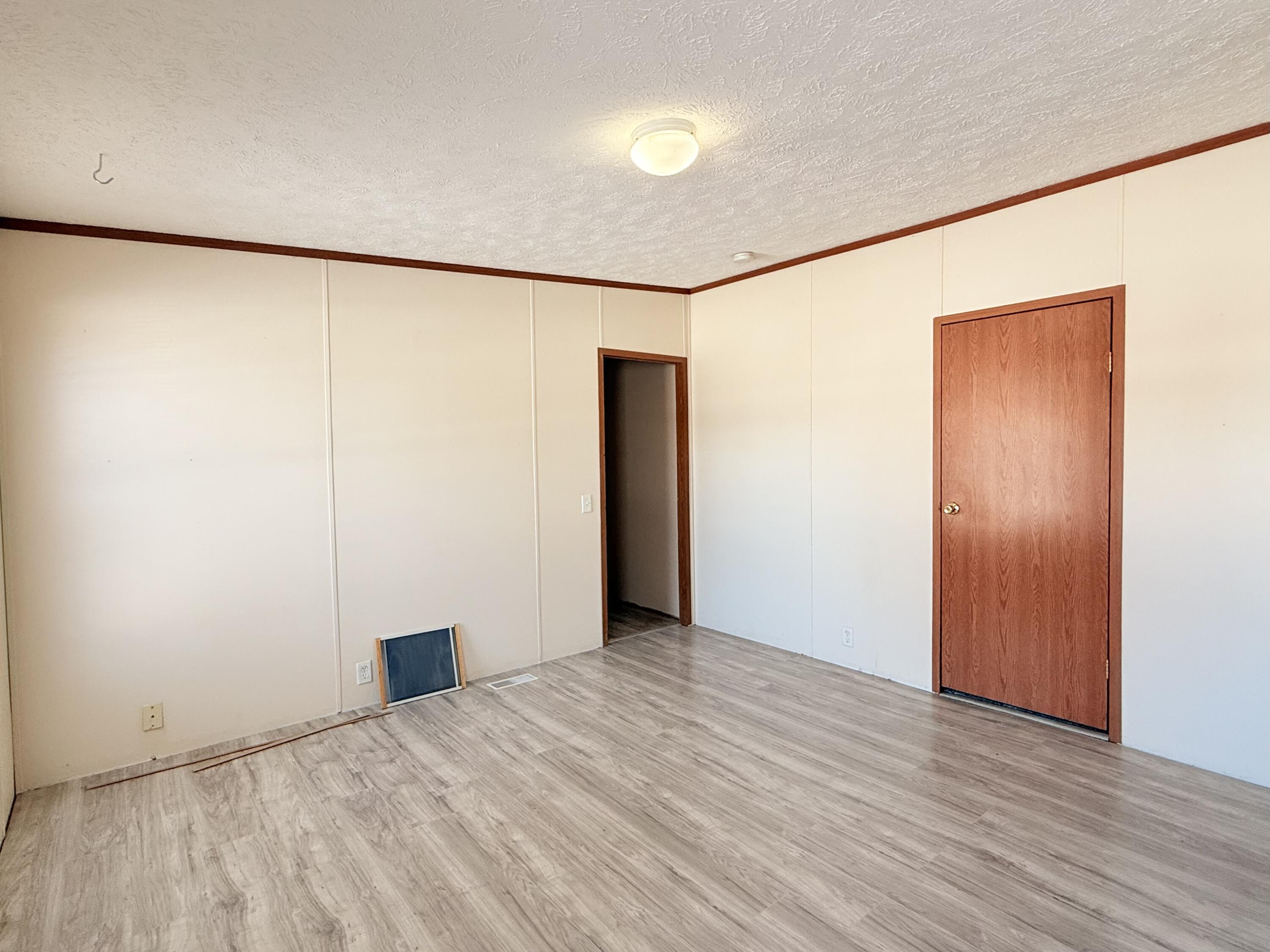 493 Richard Street Quincy, MI 49082 - Photo 15 of 35 IMG_0272