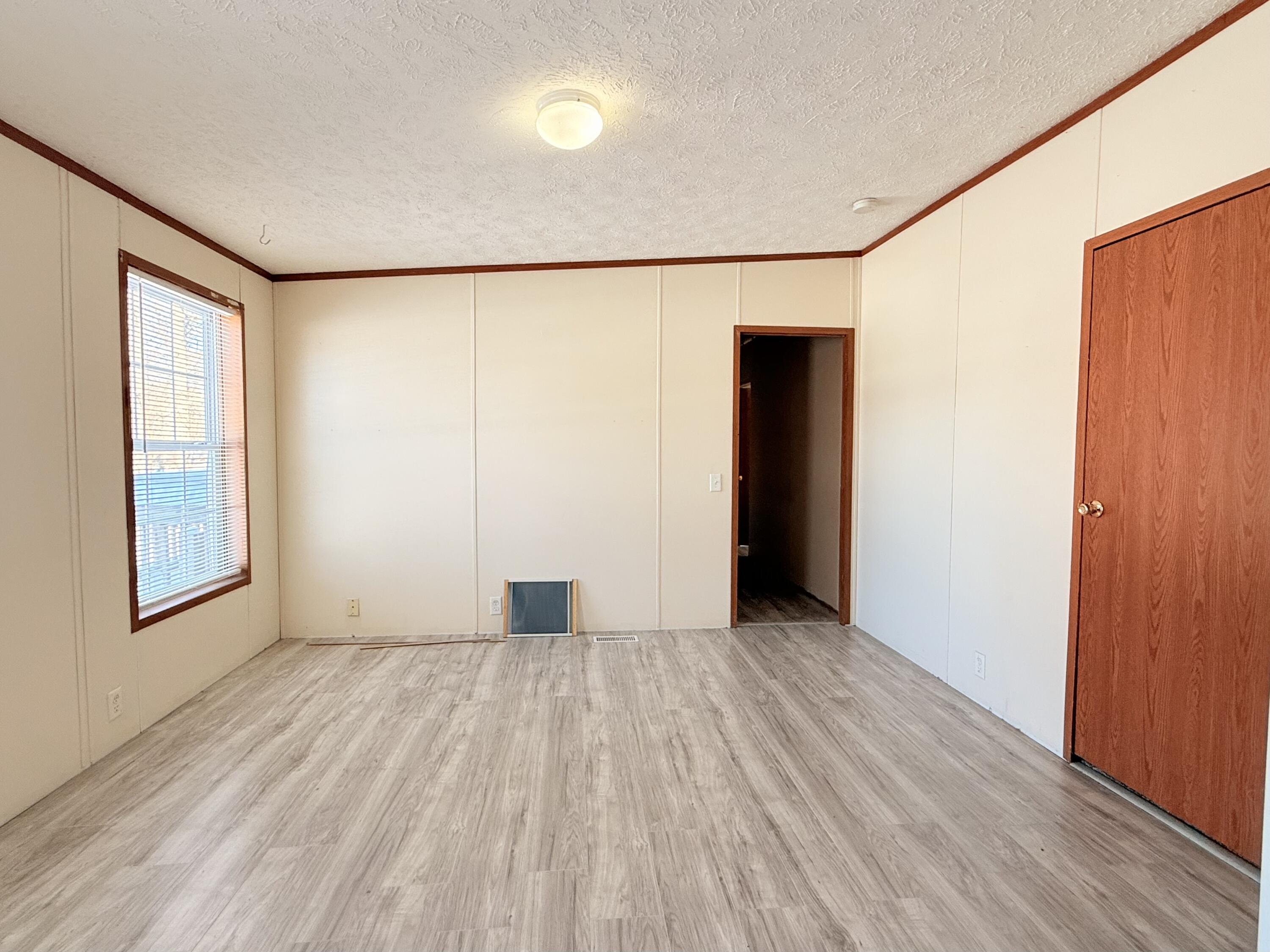 493 Richard Street Quincy, MI 49082 - Photo 17 of 35 IMG_0271