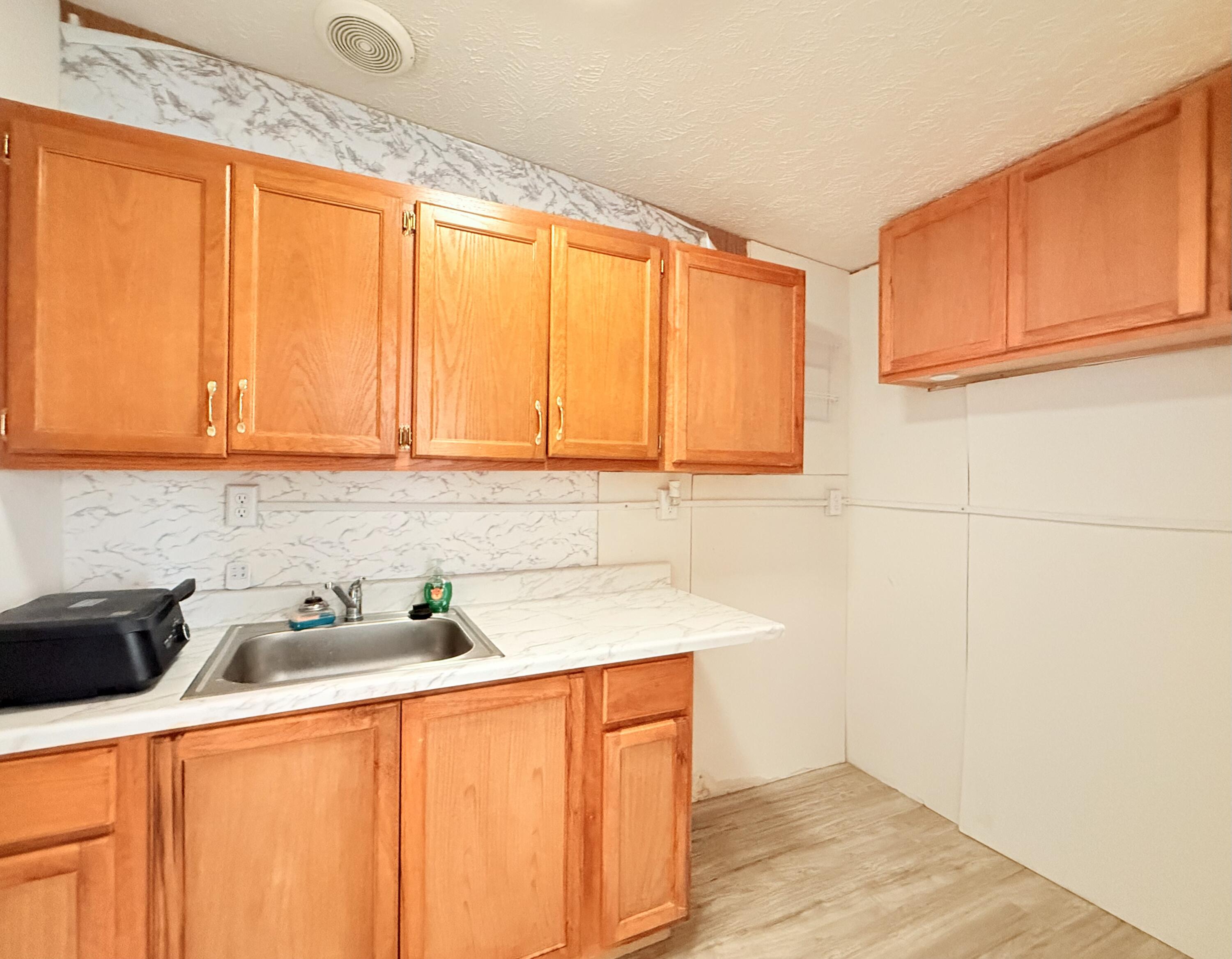 493 Richard Street Quincy, MI 49082 - Photo 20 of 35 IMG_0269