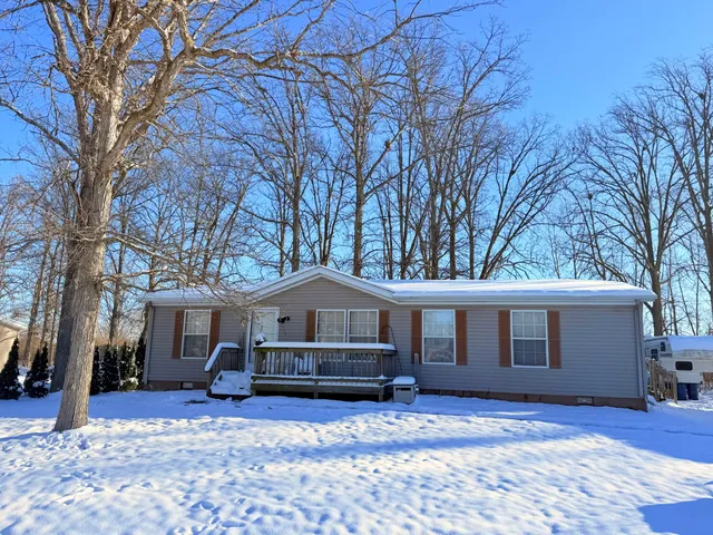 $189,900 | 493 Richard Street, Quincy, MI 49082