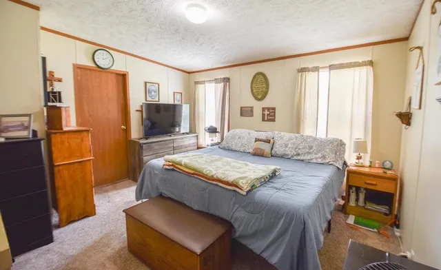 $189,900 | 493 Richard Street, Quincy, MI 49082