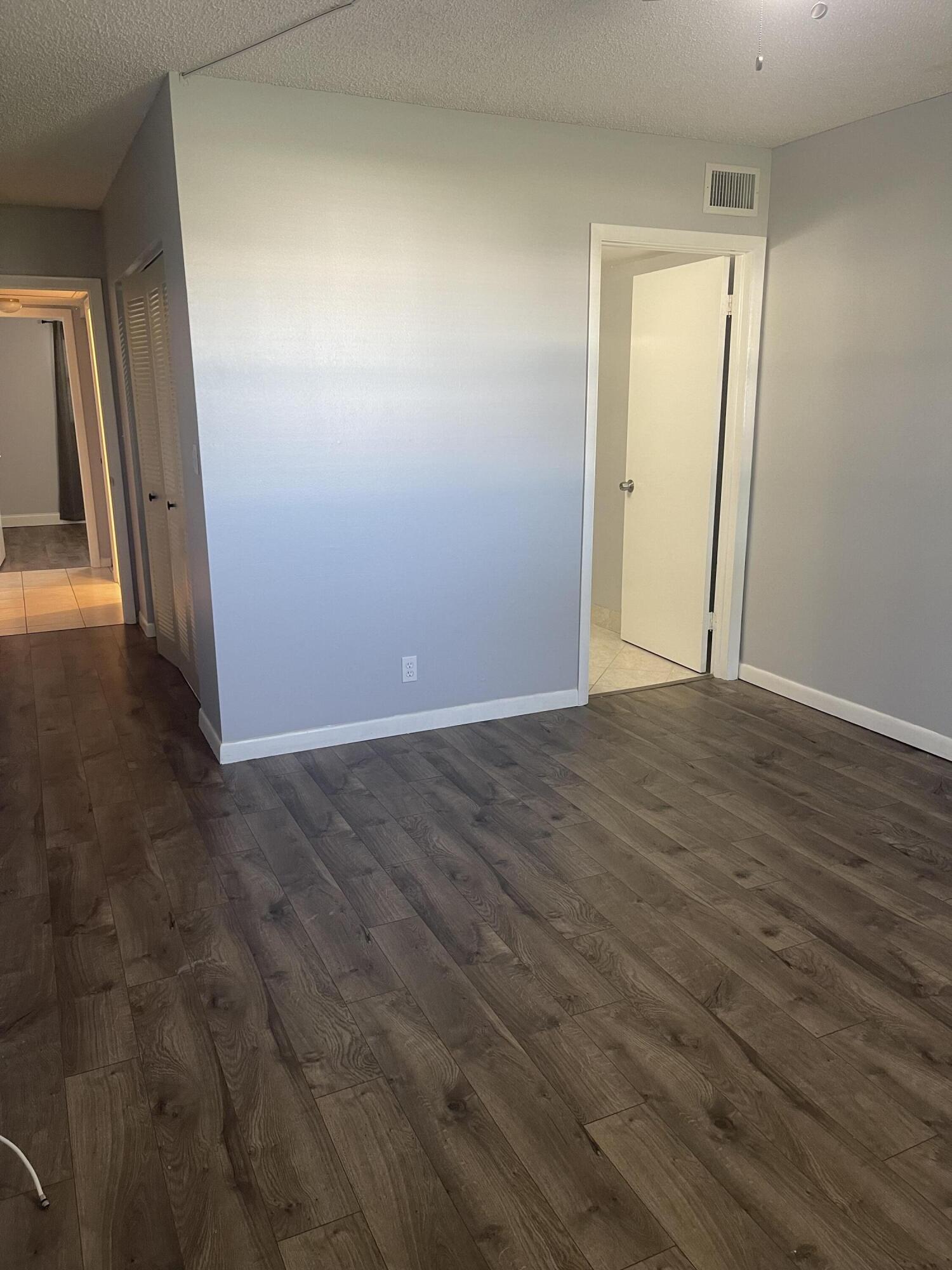 2181 Woolbright Road, Unit N106 Boynton Beach, FL 33426 - Photo 8 of 13 IMG-0394