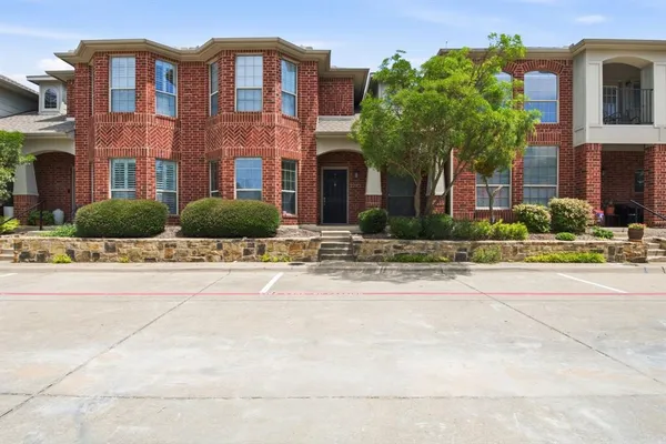 $2,400 | 575 South Virginia Hills Drive, Unit 2203, McKinney, TX 75072