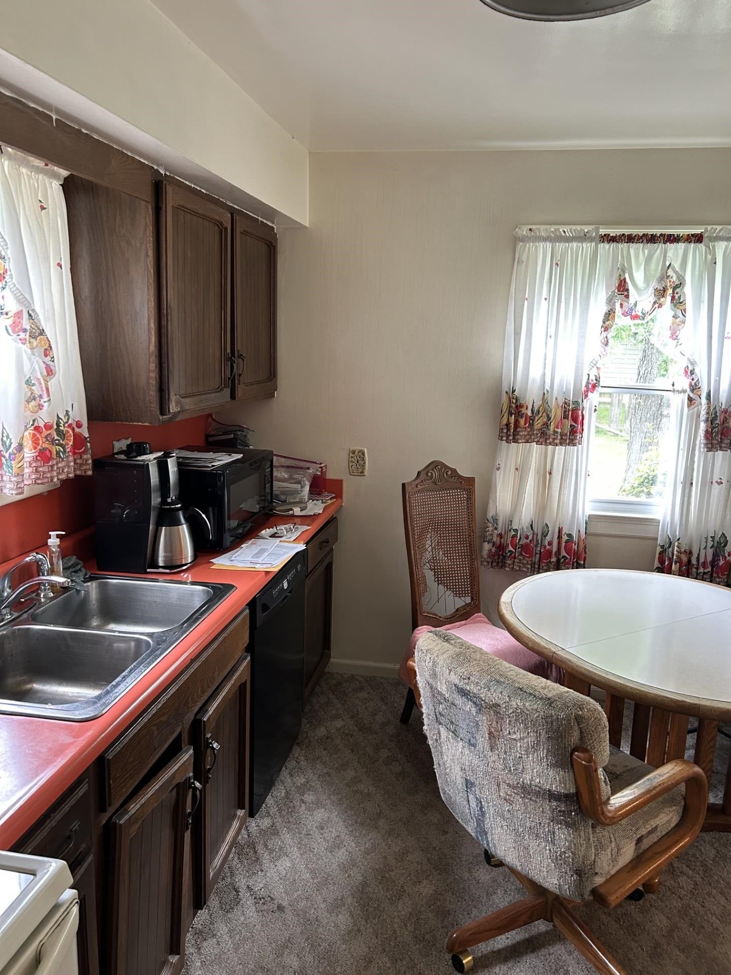 6302 Corunna Road Flint, MI 48532 - Photo 5 of 12 Gallery Image 5