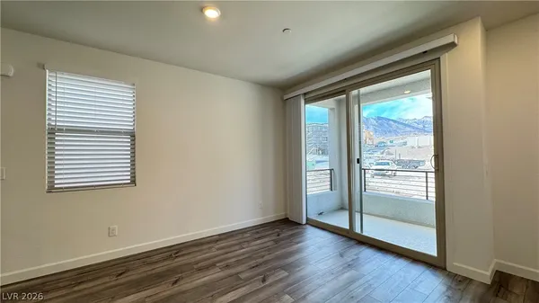 $2,890 | 1429 Whistling Kite Street, Las Vegas, NV 89138