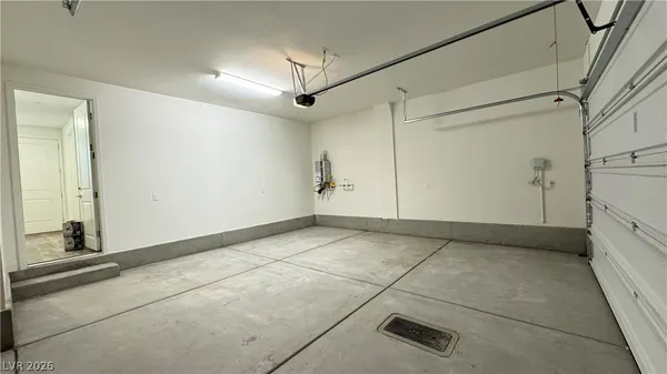 $2,890 | 1429 Whistling Kite Street, Las Vegas, NV 89138