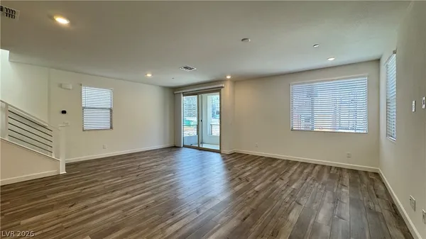 $2,890 | 1429 Whistling Kite Street, Las Vegas, NV 89138