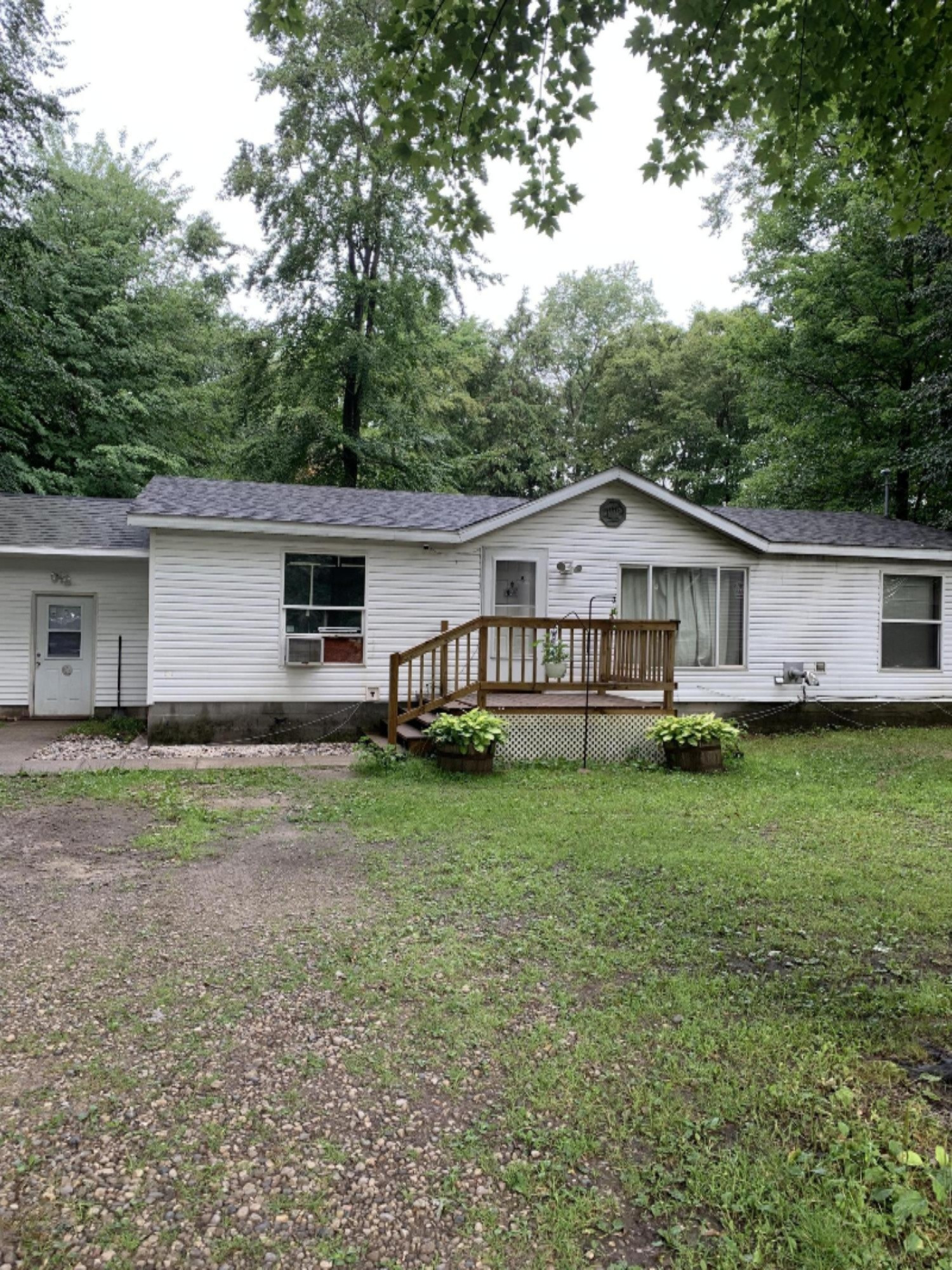 7693 South 100th Avenue Rothbury, MI 49452 - Photo 1 of 21 IMG_2386
