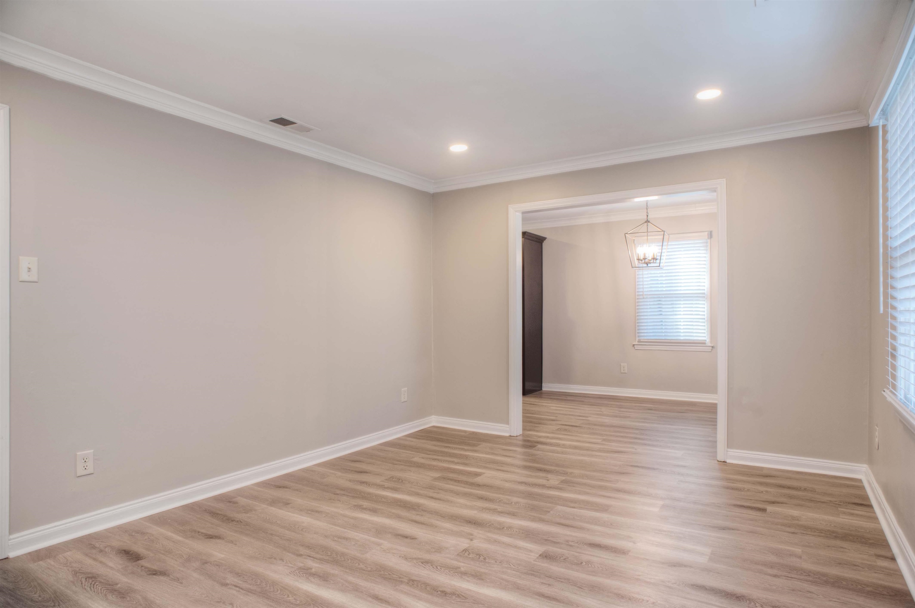 3795 Gamewell Road Memphis, TN 38111 - Photo 2 of 20 a view of an empty room